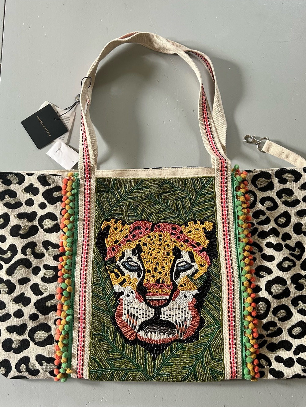 NWT America & Beyond Forestry Leopard Beaded Embellished Tote Bag - Picture 6 of 8